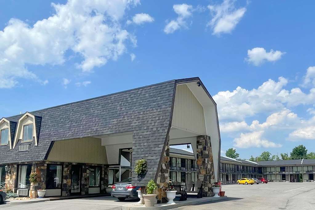 Travelodge by Wyndham Pigeon Forge Dollywood Lane - photo 3