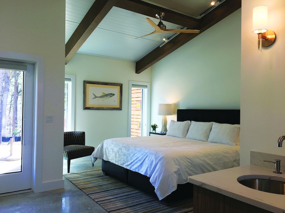 The Hampton Maid - photo 53