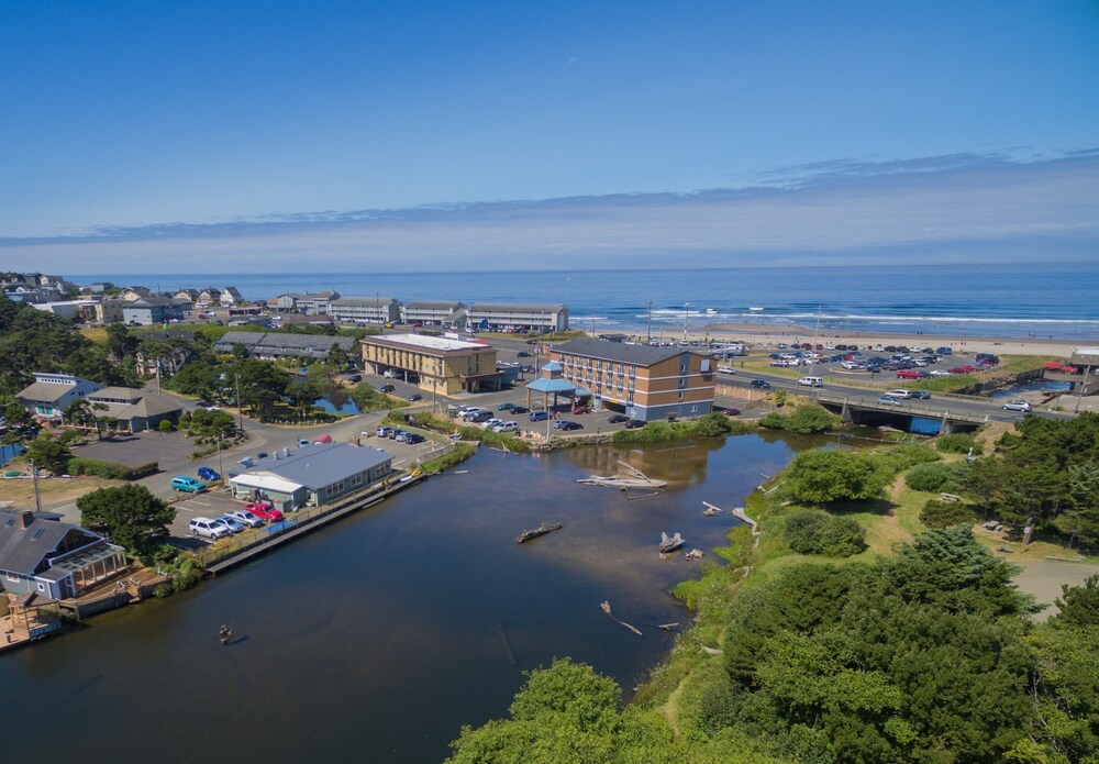 Inn at Lincoln City - photo 41