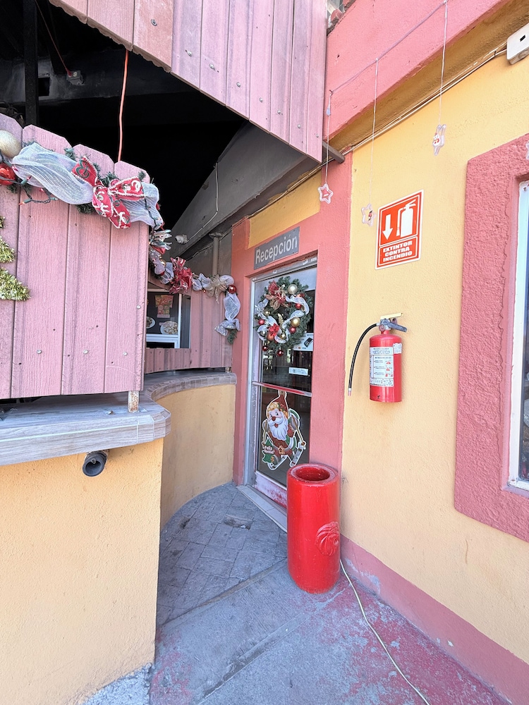 Hotel Villa Jardín in Matamoros, Mexico