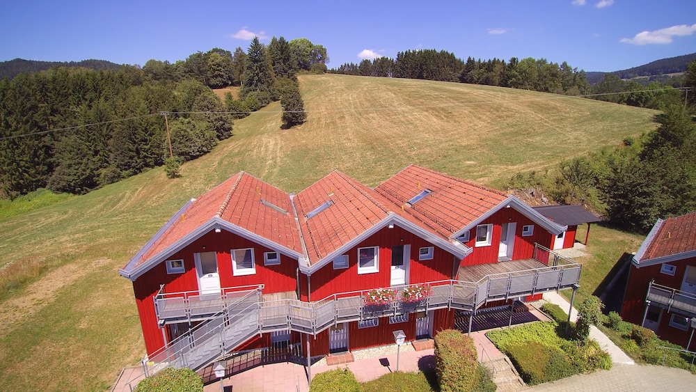 Hotel Bayerischer Wald - carbon neutral hotel in Neukirchen