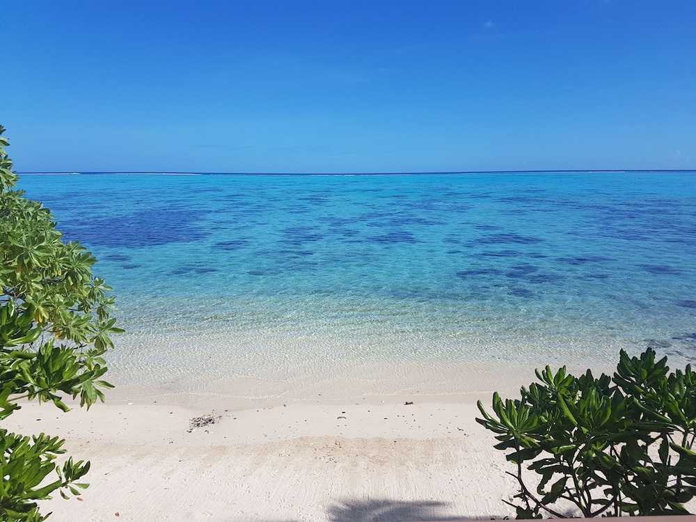 Villa Ylang Ylang — 4-Star Luxury Hotel in Haapiti, French Polynesia