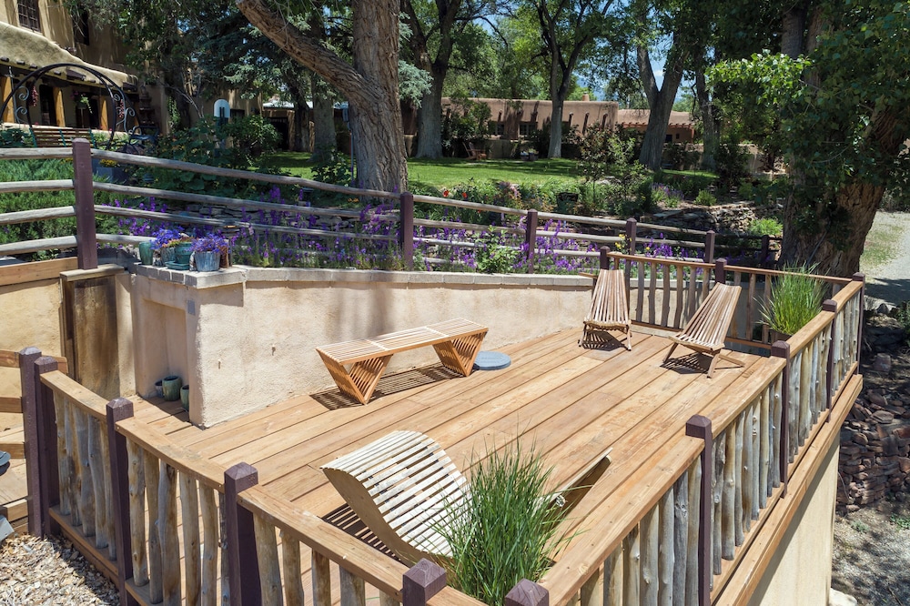 Inn on La Loma Plaza - photo 111