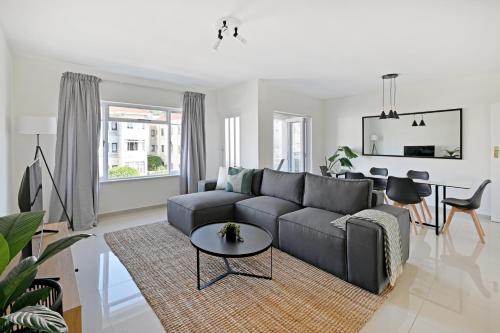 Bantry Bay Apartment with Amazing Views and a Short Walk to the Beach