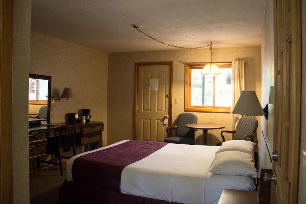Fran Cove Motel - photo 11