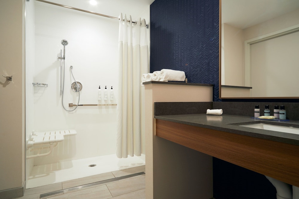 Fairfield Inn & Suites by Marriott Palmdale West - photo 21