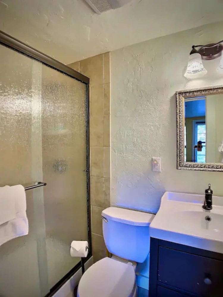 Avenue Hotel Bed & Breakfast - photo 24