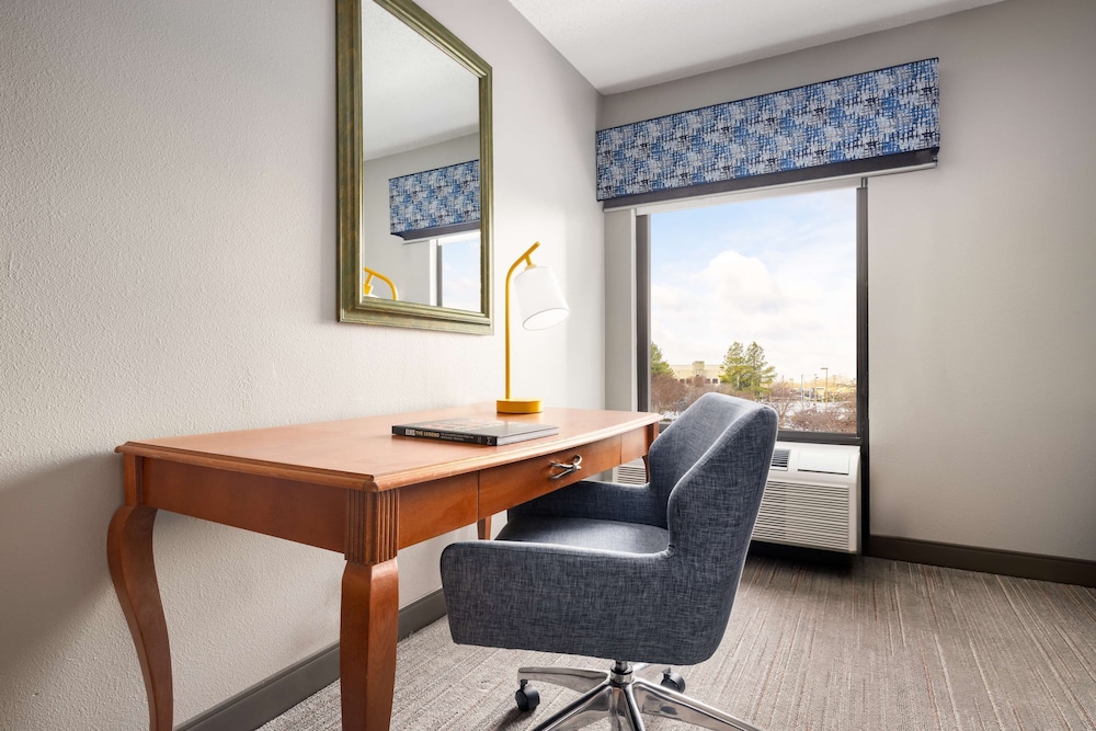 Hampton Inn Memphis Walnut Grove Baptist Hospital East - photo 14