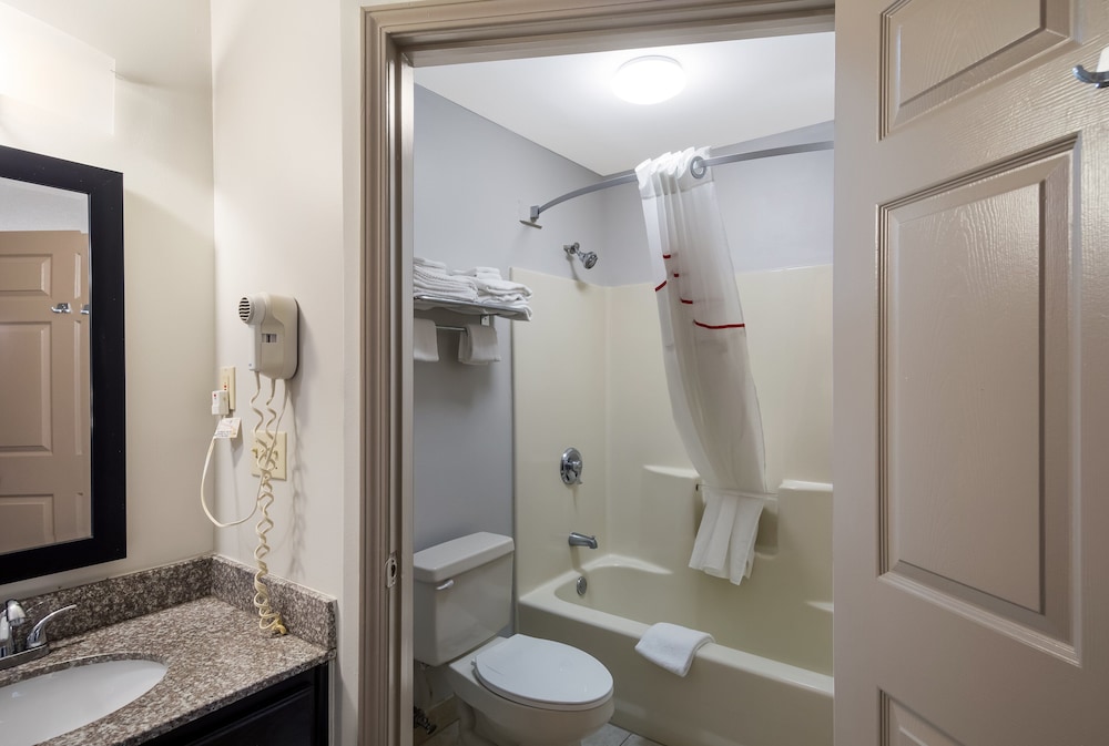 Red Roof Inn Jasper - photo 22