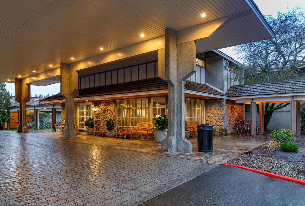 Red Lion Hotel Bellevue - photo 4