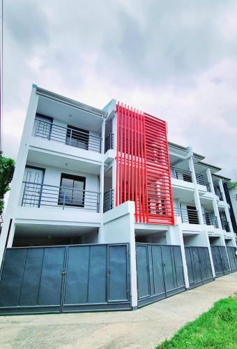 Flat 35 Unit F — Manila — photo 2