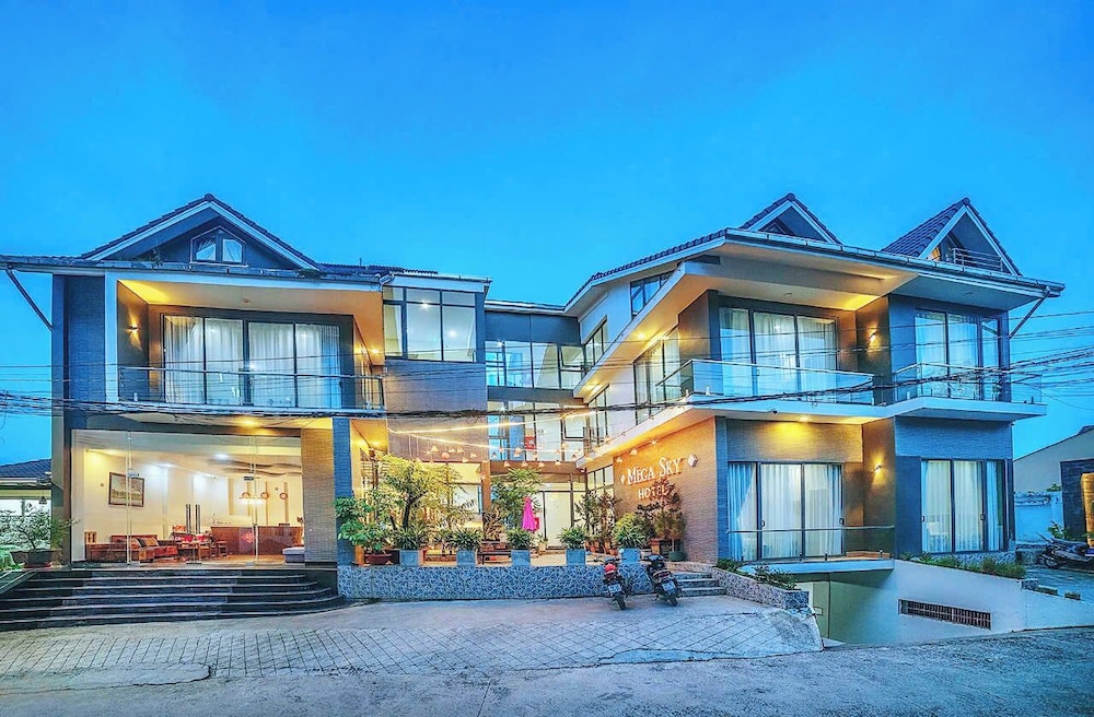 Mega Sky Dalat Hotel - carbon neutral hotel in Da Lat