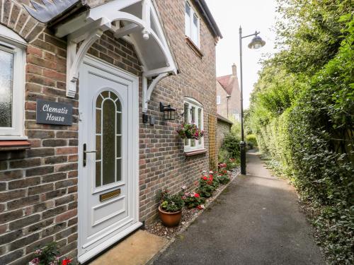 Clematis House — 4-Star Luxury Hotel in Dorchester, United Kingdom