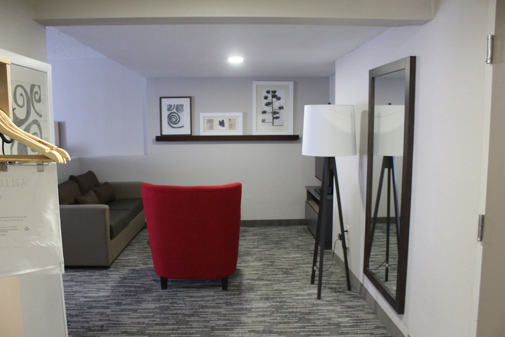 Country Inn & Suites By Radisson Dunbar Charleston - photo 4