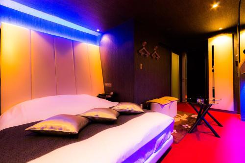 R Adult Only Lovehotel — Gotenba