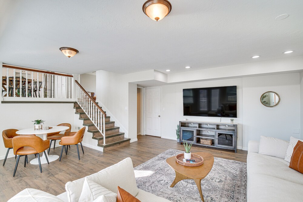 Stylish Orem Retreat w Deck Near BYU & Uvu — Orem — photo 2