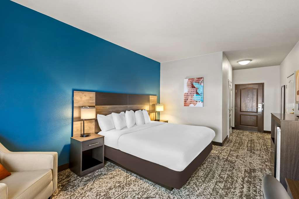 Best Western Fort Wayne Inn & Suites North - photo 19