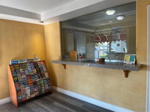 Legacy Inn & Suites Garden Grove CA - photo 12