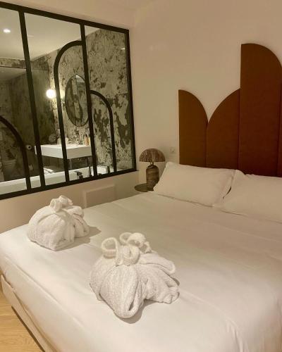 Residence Cote Sud — 4-Star Luxury Hotel in L'ile-Rousse, France