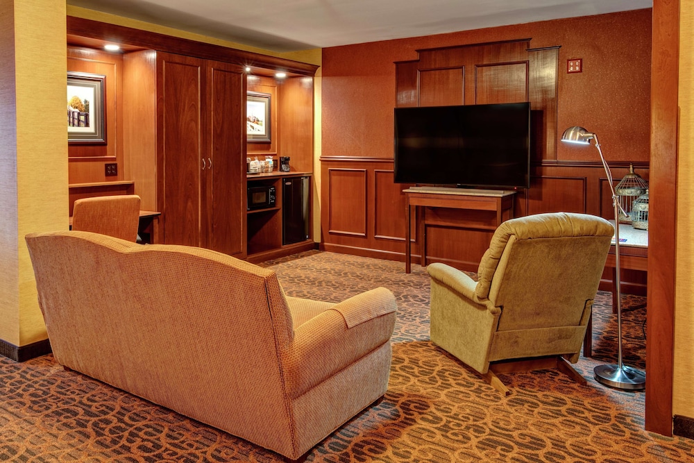 Hampton Inn Winchester - photo 15