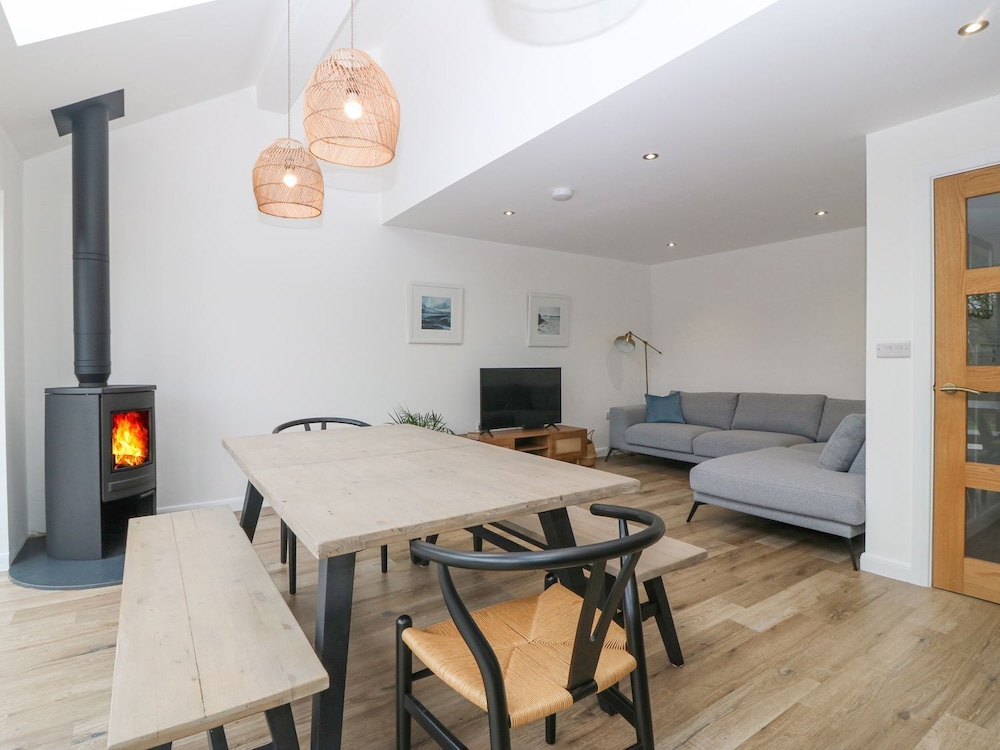 11 Capel Farm in Holyhead, United Kingdom