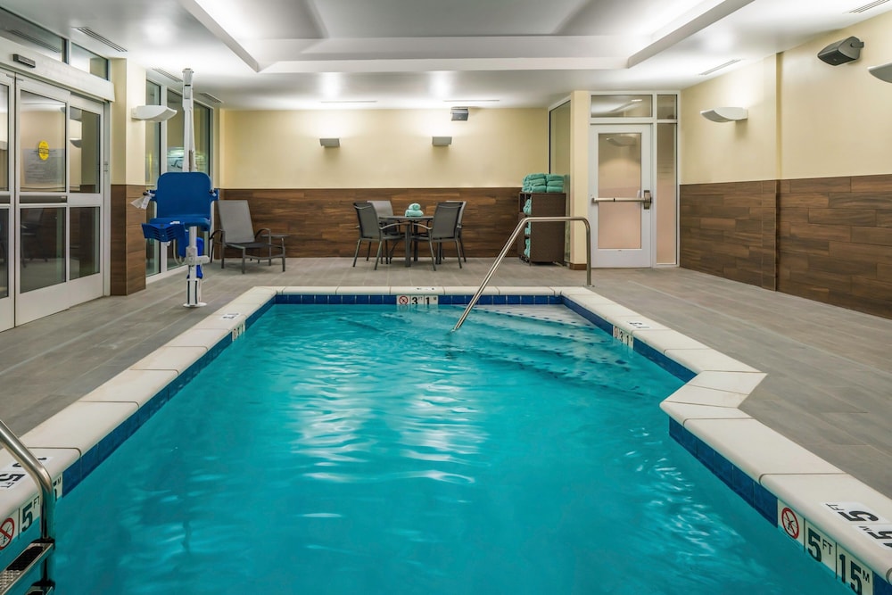 Fairfield Inn & Suites by Marriott Kansas City North Gladstone - photo 10