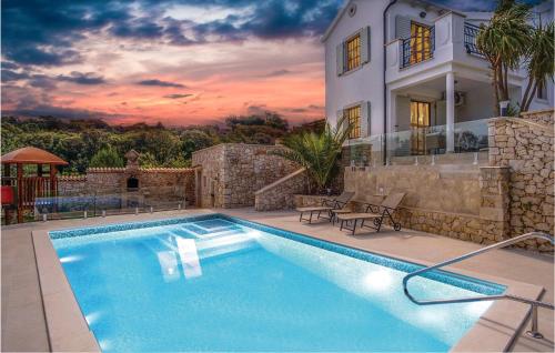 Pet Friendly Home In Sveti Jakov — 5-Star Luxury Hotel in Jadranovo, Croatia