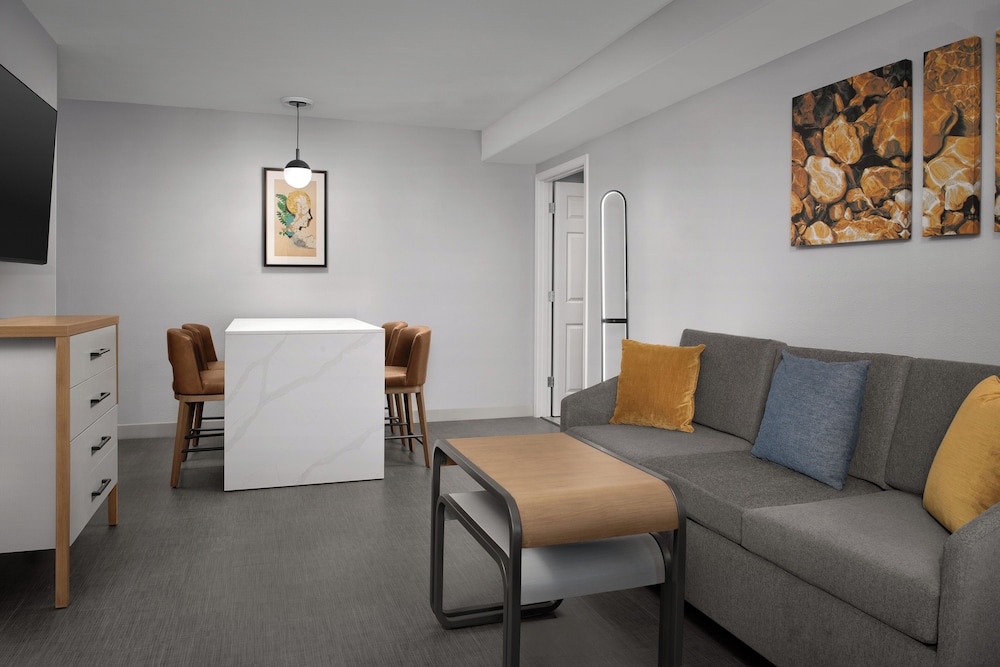 Homewood Suites by Hilton Vancouver Portland - photo 10