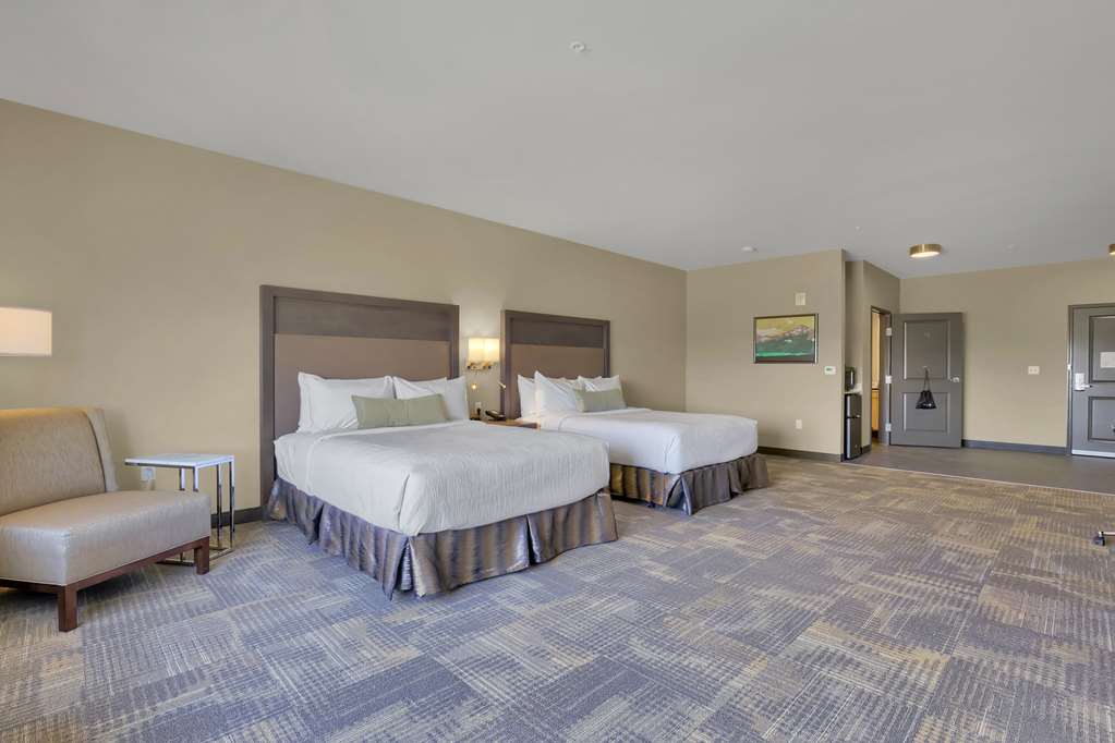 Best Western Plus Fillmore Inn & Suites - photo 24