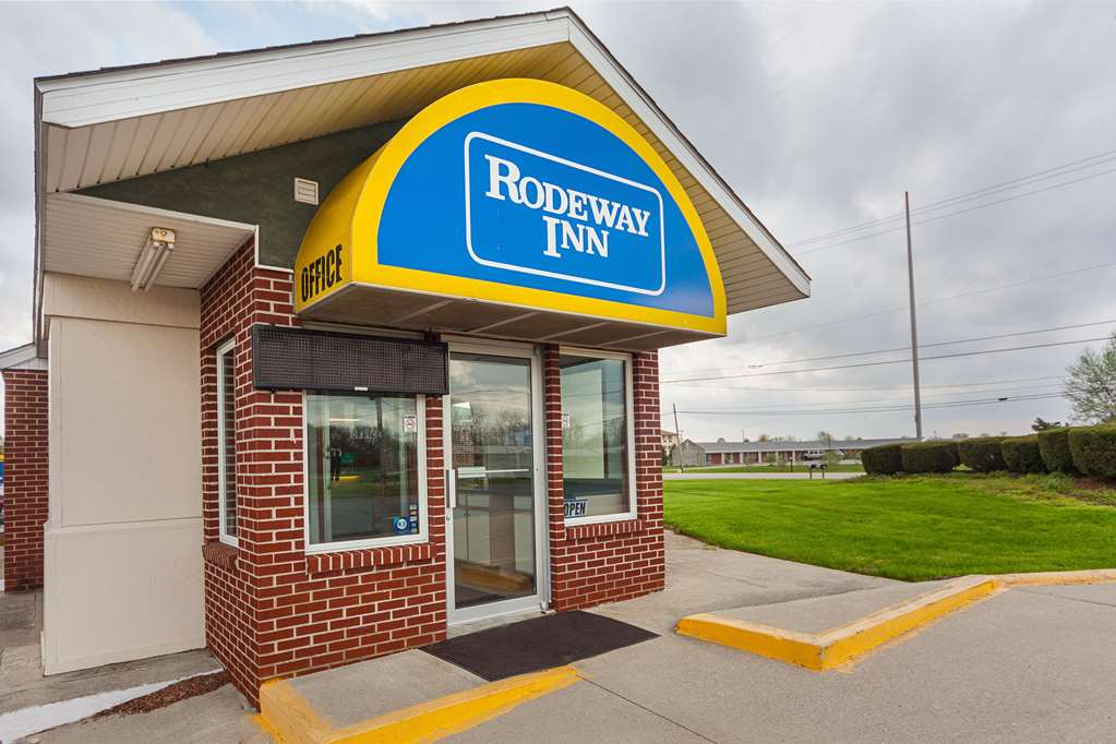 Rodeway Inn Wauseon - photo 2