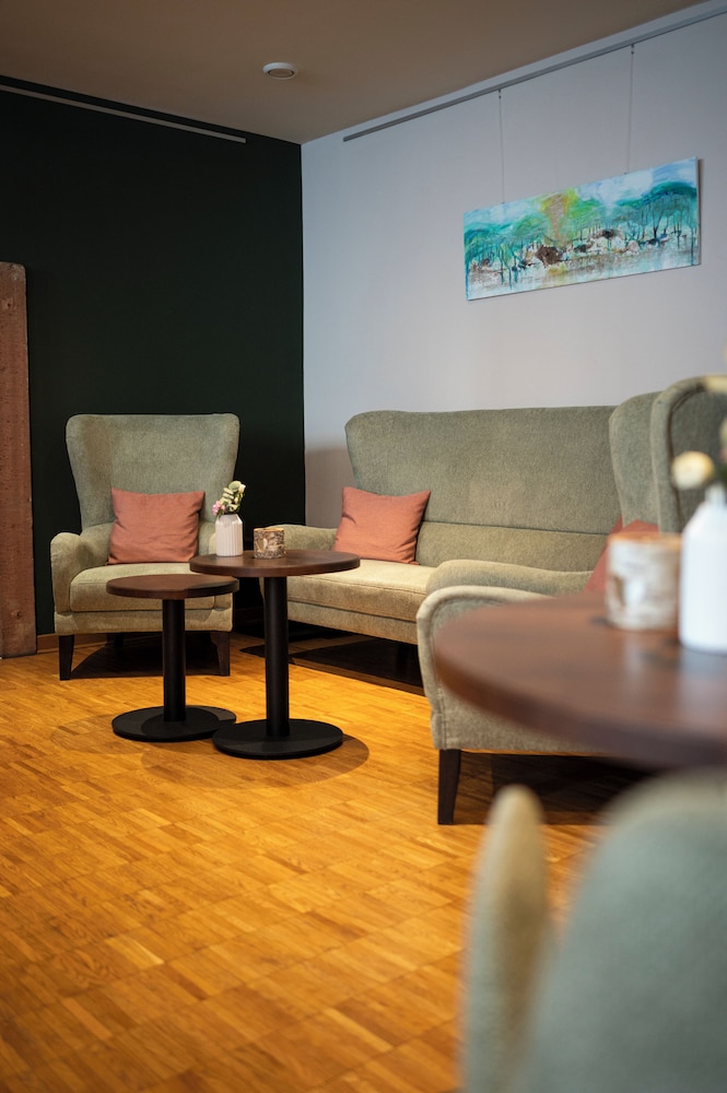 Adler Landhotel — Burgstadt — photo 3