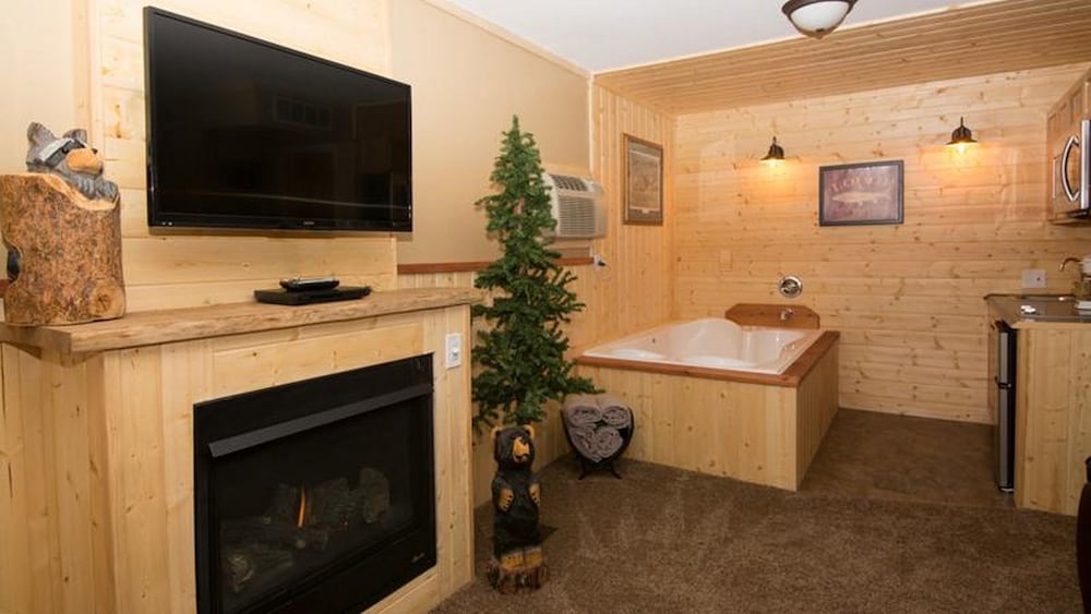 Upper Canyon Inn & Cabins - photo 110