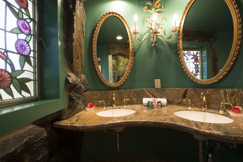 Madonna Inn - photo 298