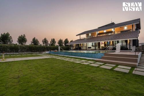 StayVista at Blisswood Cottage with Pool & Bar — 4-Star Luxury Hotel in Nashik, India