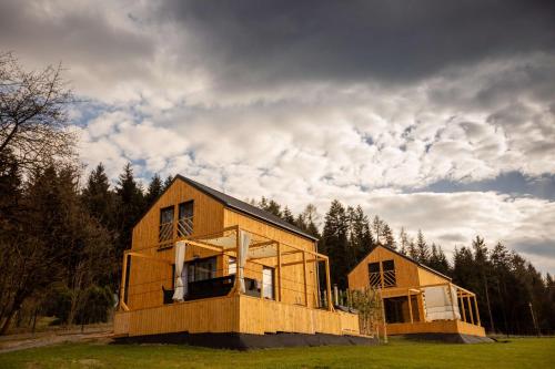 Henry Domki Prywatna Sauna I Jacuzzi — Zywiec