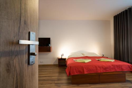 Pleśna Park — 4-Star Luxury Hotel in Plesna, Poland