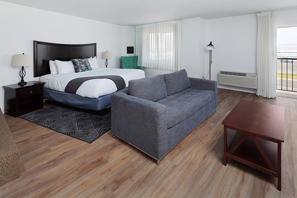 Inn at Lincoln City - photo 17