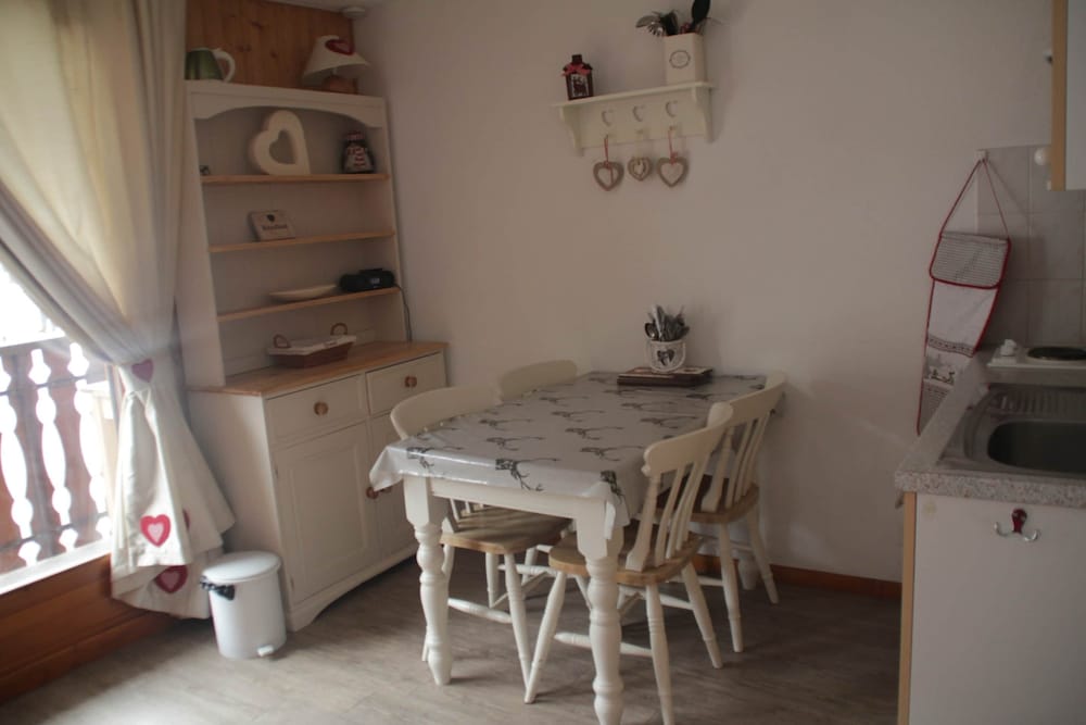 Orchidee OD5 Nature & Telecabine 4 Pers in Chatel, France