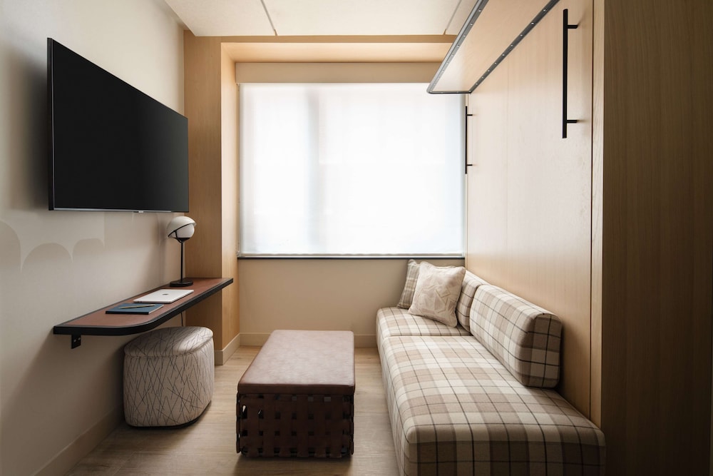 Motto by Hilton New York City Times Square - photo 35