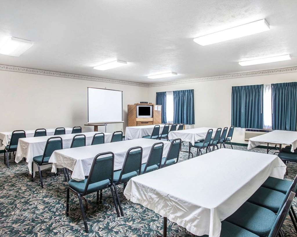 Rodeway Inn and Suites Spokane - photo 31