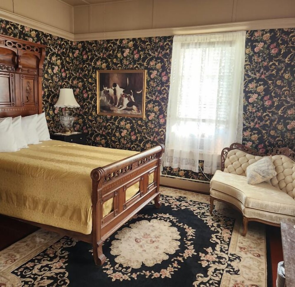 Fairweather Inn - photo 5