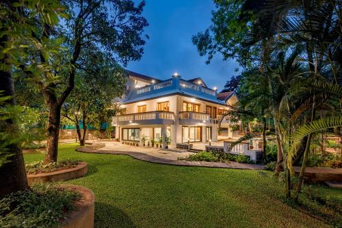 SaffronStays Windermere Lonavala luxury villa with heated pool projector room and indoor games — 4-Star Luxury Hotel in Lonavla, India