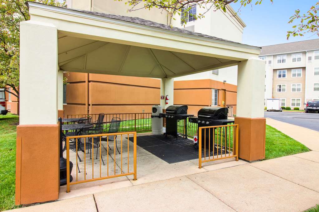 Sonesta Simply Suites St Louis Earth City - photo 36