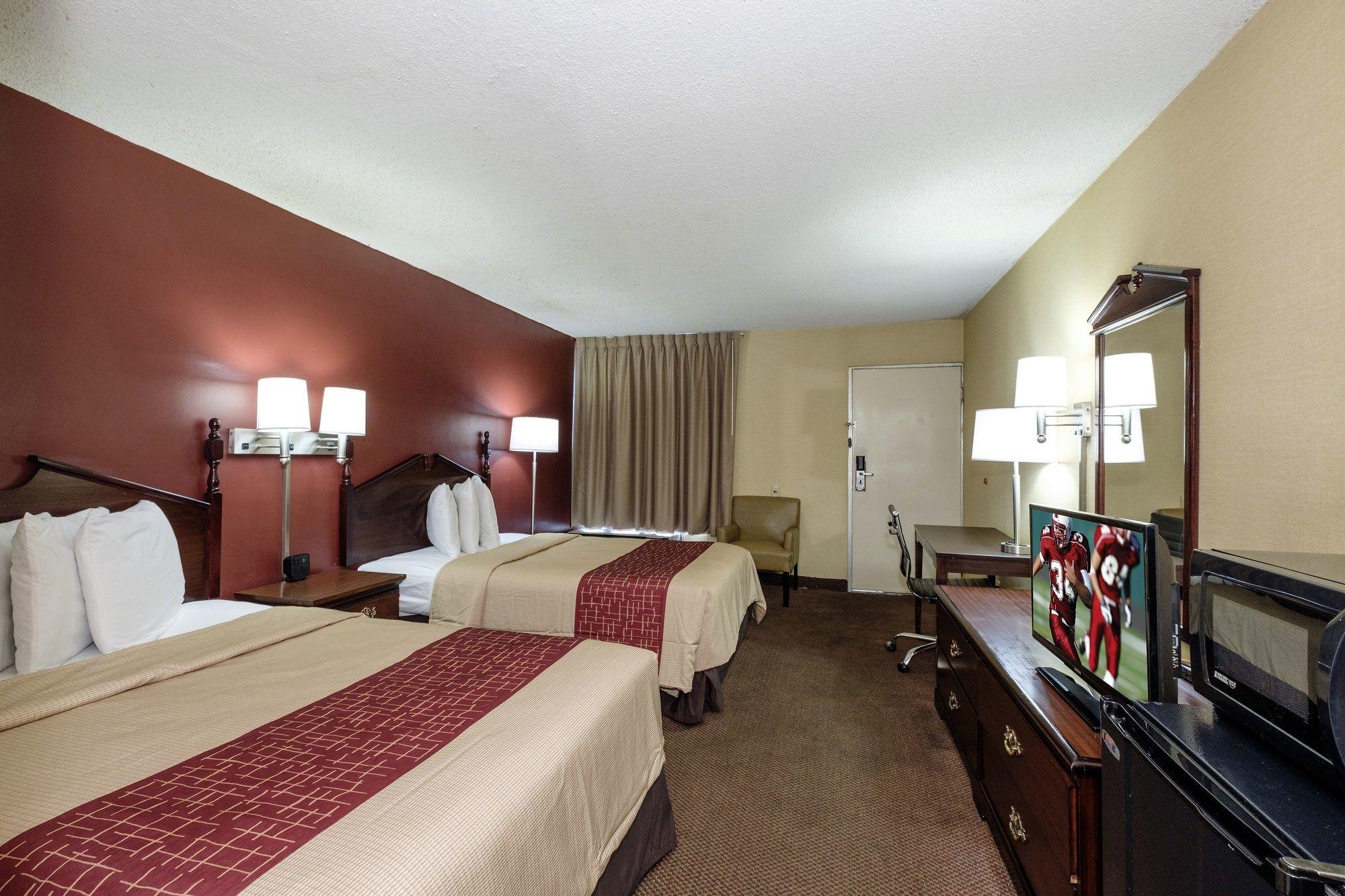 Red Roof Inn Washington DC College Park - photo 18