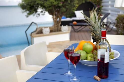 2 Br Villa Mykonos Chg 8901