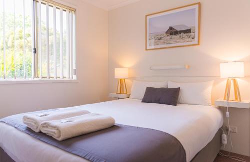 Penola Coonawarra Caravan Park — 4-Star Luxury Hotel in Penola, Australia