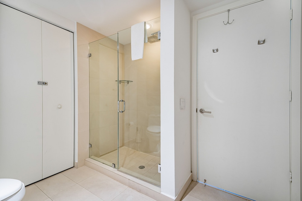 Private Ocean Condos Hyde Beach Resort - photo 87