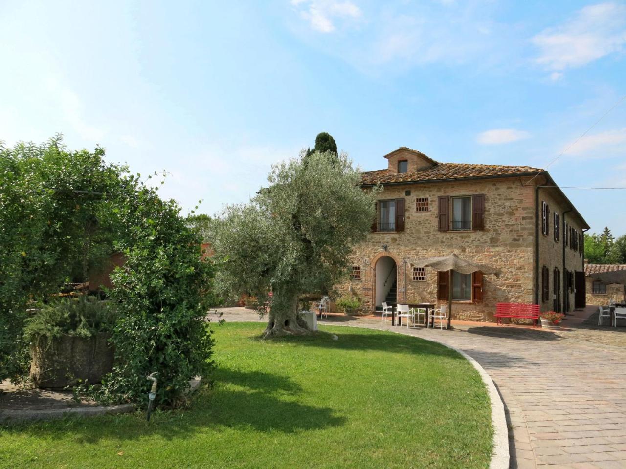 Le Palaie 'Pizzeria' — 5-Star Luxury Hotel in Peccioli, Italy