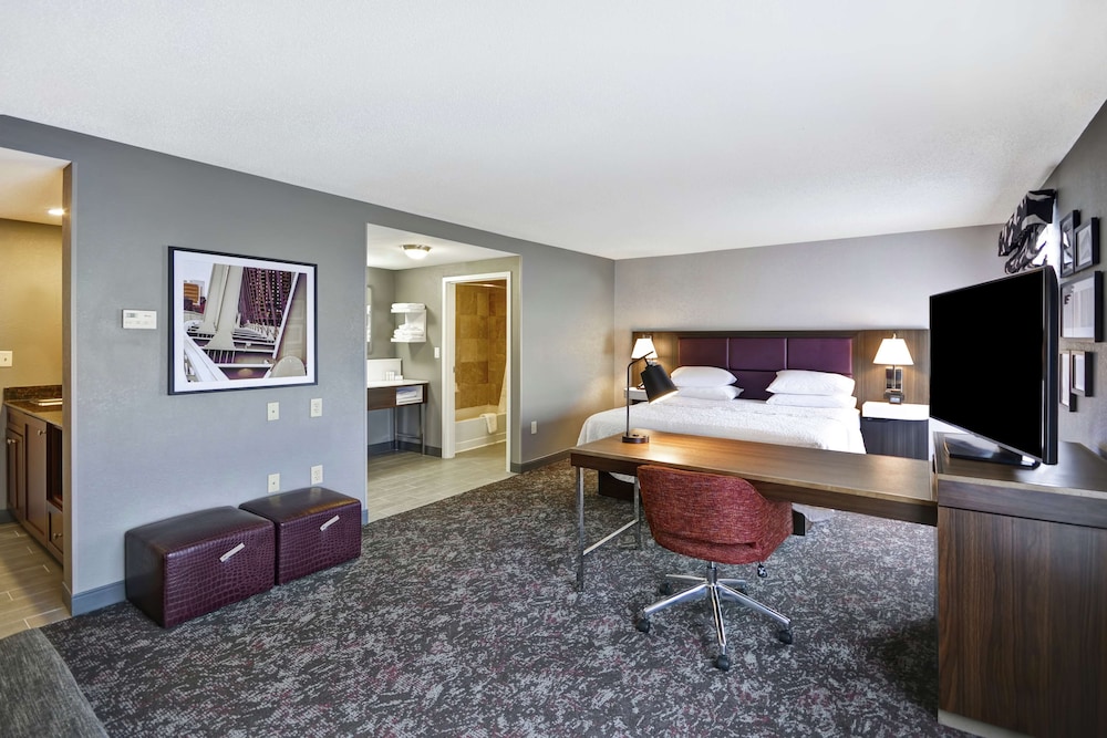 Hampton Inn & Suites Columbus Easton Area - photo 15