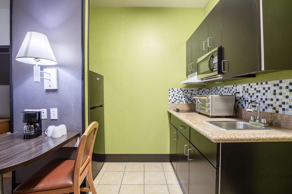 Studio 6 Bay City TX - photo 19